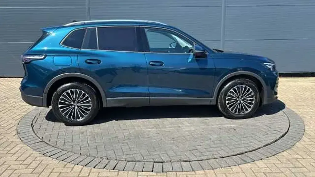 New VW Tiguan Match 150 HP (110 kW) 2026 Blue SUV