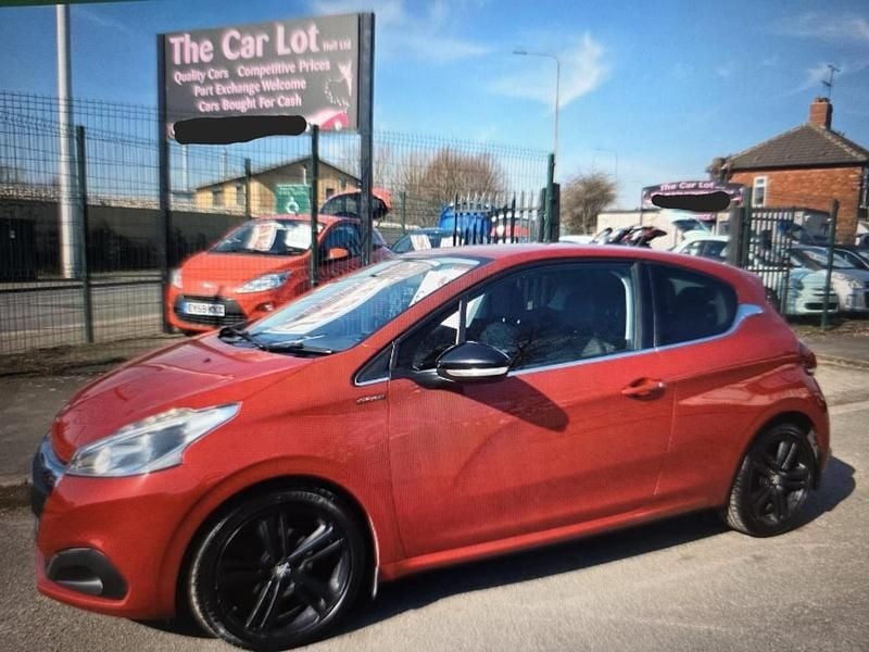 Red Used 2015 Peugeot 208 GT-line Hatchback | £4,995 (Fair price) - Image 1/4