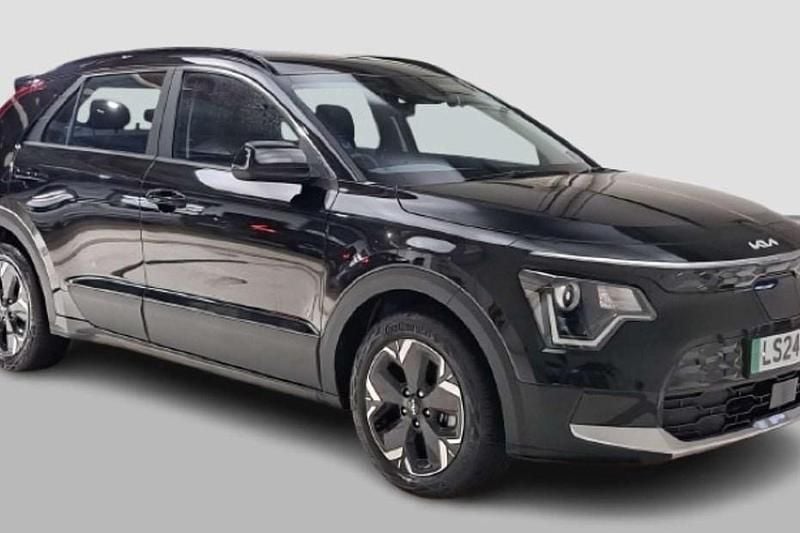 Used 2024 Kia e-Niro SUV | £20,300 (Good price) - Image 1/1
