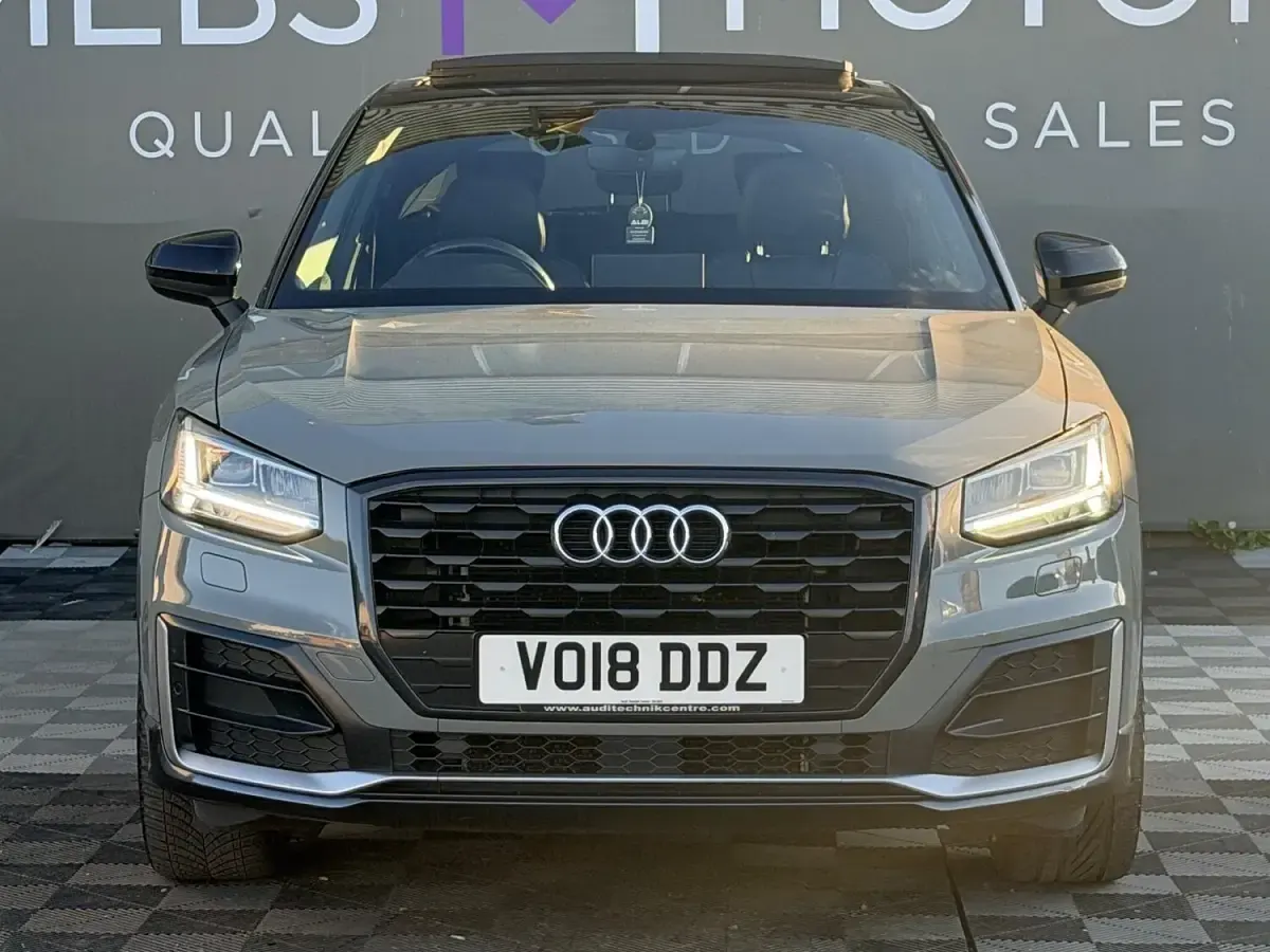 Used Audi Q2 Design 190 HP (139 kW) 2018 Grey SUV