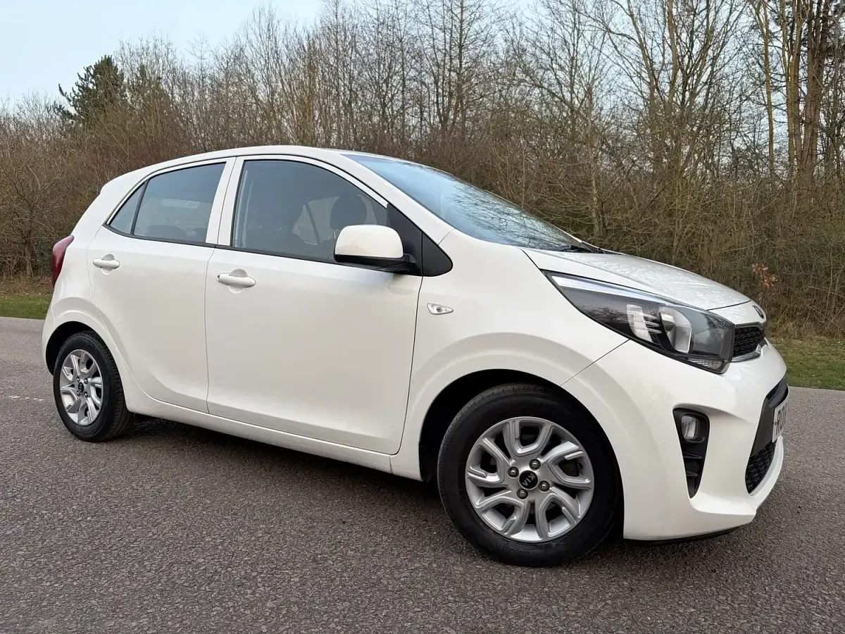 Used Kia Picanto 2018 White Hatchback