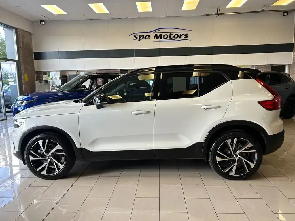 Used Volvo XC40 R-Design Pro 190 HP (139 kW) 2019 White SUV