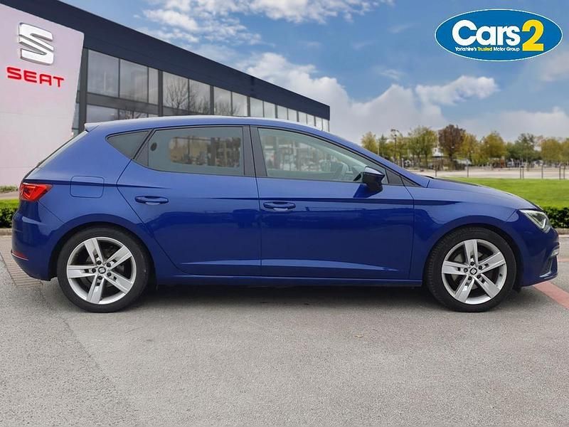 Used Seat Leon FR 150 HP (110 kW) 2019 Blue Hatchback