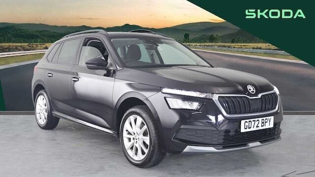 Black magic pearl effect Used 2023 Skoda Kamiq SE Drive SUV | £13,795 (Good price) - Image 1/4