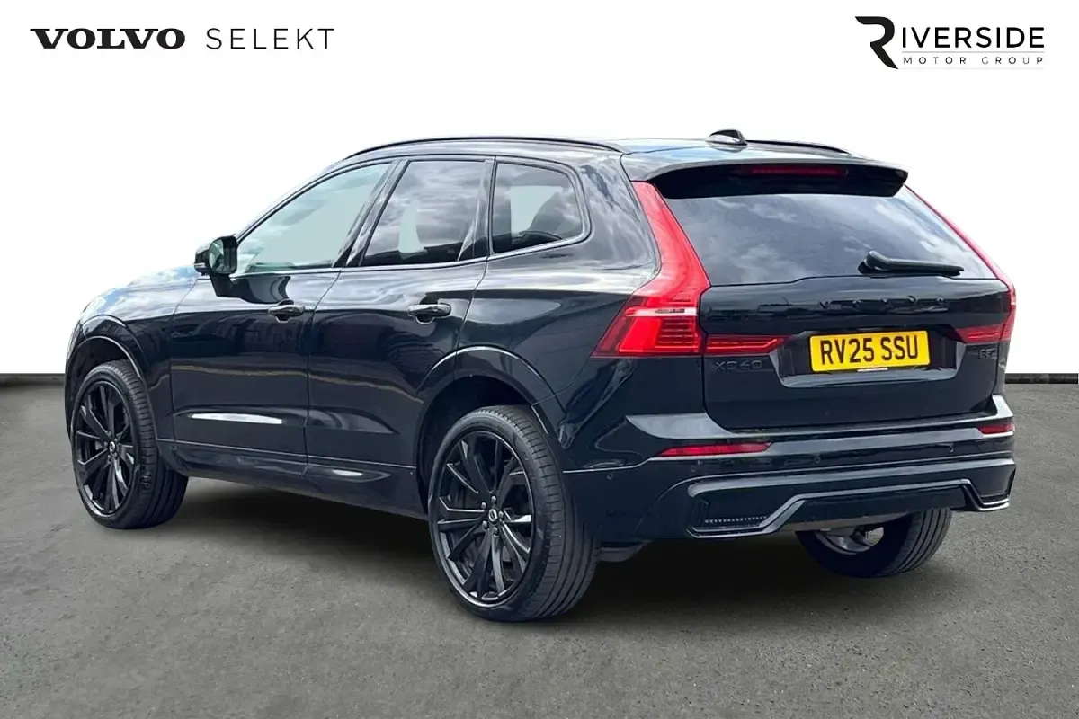 Used Volvo XC60 Ultra 250 HP (183 kW) 2025 Black SUV