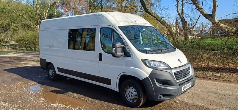 Used Peugeot Boxer 130 HP (95 kW) 2018 White Van
