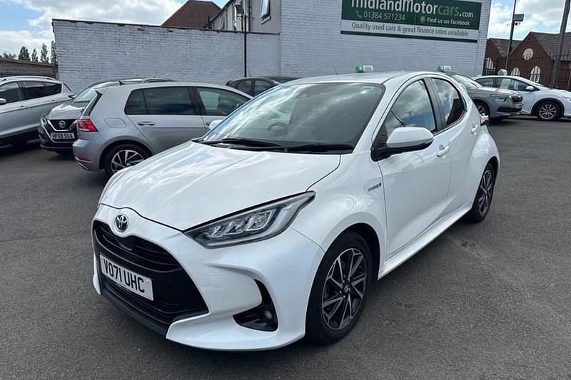 Used 2021 Toyota Yaris Hybrid Design | £14,999 (Fair price) - Image 1/1