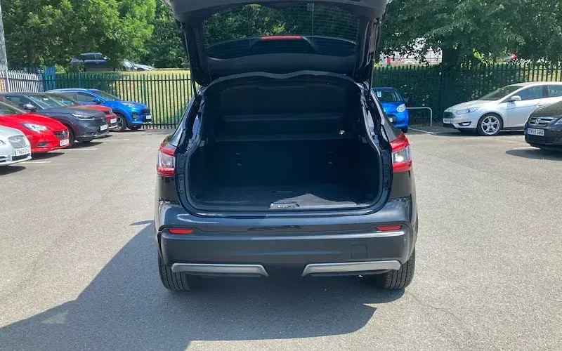 Used Nissan Qashqai N-Connecta 140 HP (102 kW) 2020 SUV