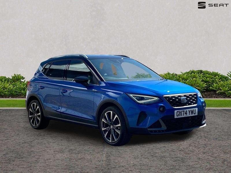 Blue Used 2024 Seat Arona FR SUV | £19,495 (Expensive) - Image 1/4