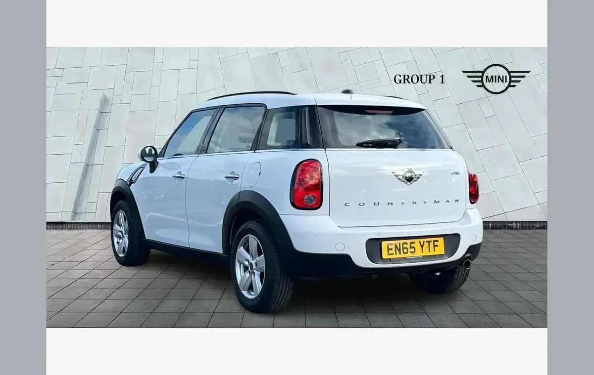 Used Mini ONE 96 HP (70 kW) 2016 White Hatchback