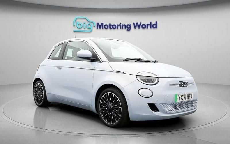 Used 2026 Fiat 500e La Prima Hatchback | £14,500 (Super price) - Image 1/4