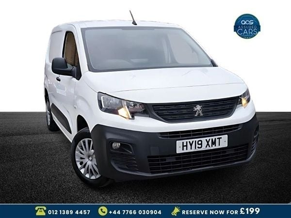 White Used 2019 Peugeot Partner MPV | £6,582 (Good price) - Image 1/1