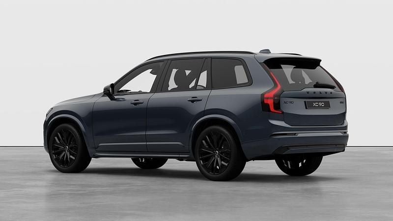 New Volvo XC90 Ultra 2026 Denim blue SUV