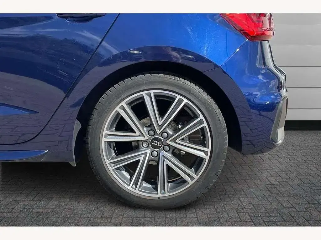 Used Audi A1 S-Line 110 HP (80 kW) 2024 Blue SUV