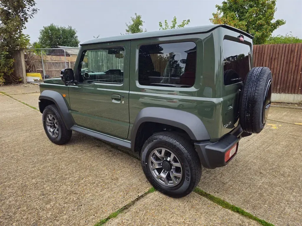 Used Suzuki Jimny SZ5 101 HP (74 kW) 2024 Green SUV