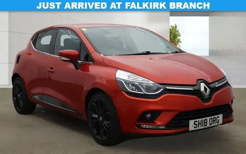 Used Renault Clio Iconic 90 HP (66 kW) 2019 Hatchback