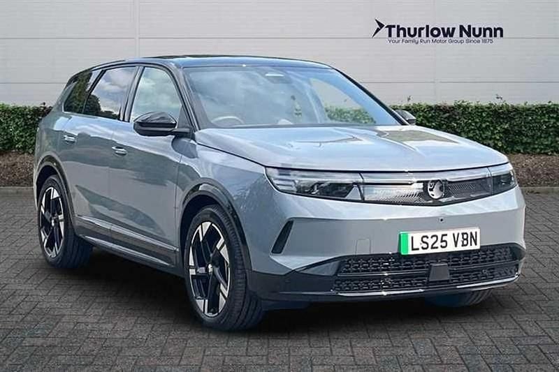 Second-hand Vauxhall Grandland Ultimate 156 kW (213 CP) 2025 SUV