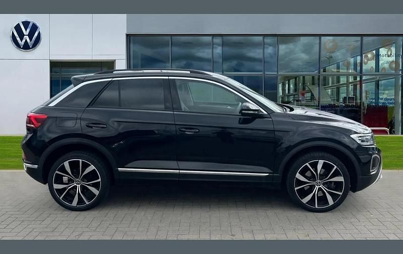 Used VW T-Roc Style 150 HP (110 kW) 2023 Black SUV