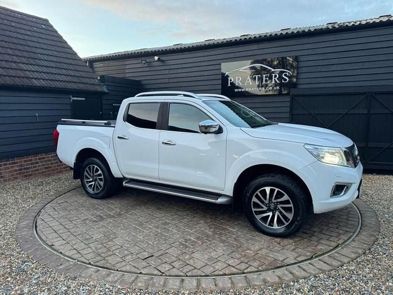 Used Nissan Navara Tekna 190 HP (139 kW) 2018 White Pickup
