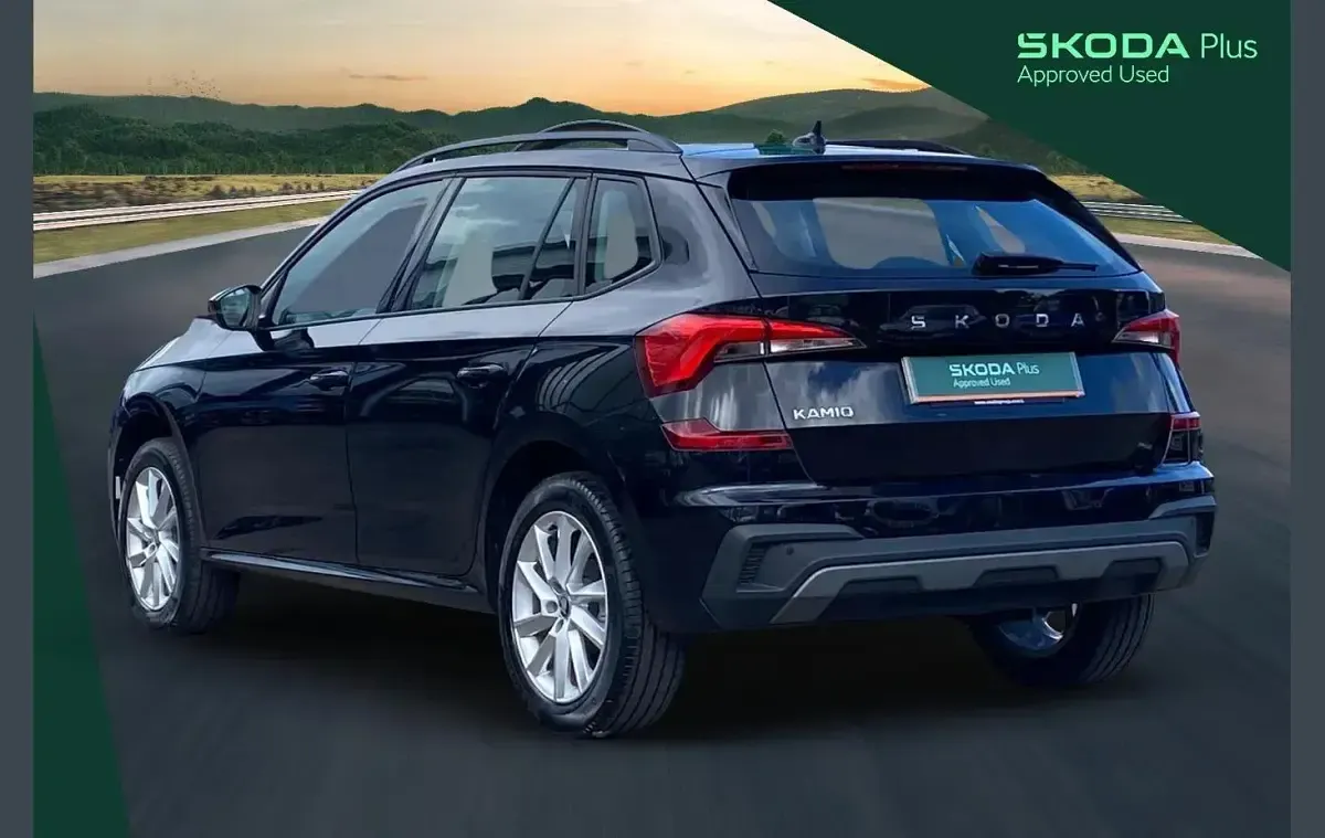 Used Skoda Kamiq SE 115 HP (84 kW) 2025 Black magic pearl effect SUV