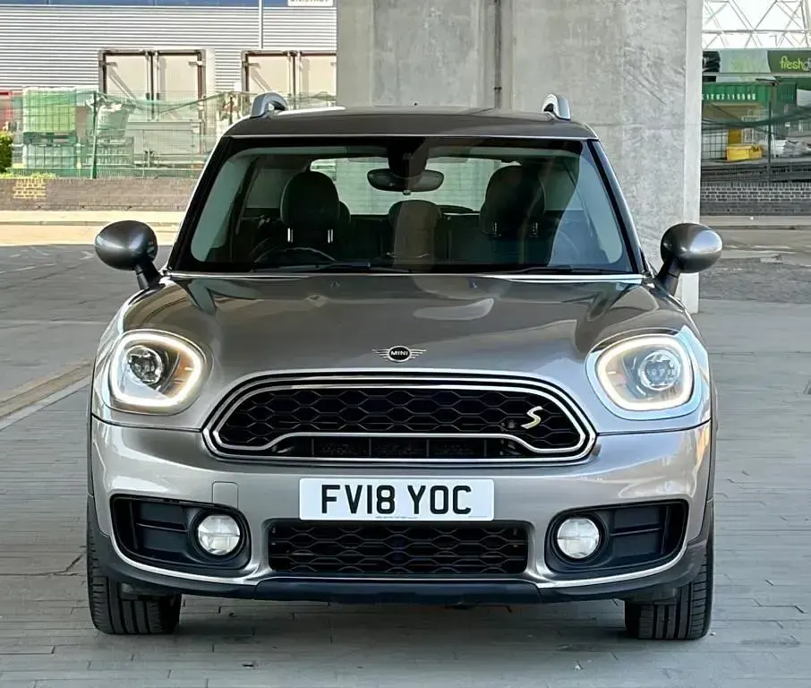 Used Mini Cooper Countryman 224 HP (164 kW) 2018 Silver SUV