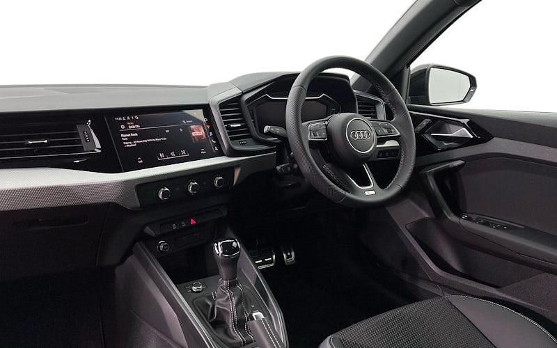 New Audi A1 Sportback S-Line 95 HP (69 kW) 2025 Hatchback