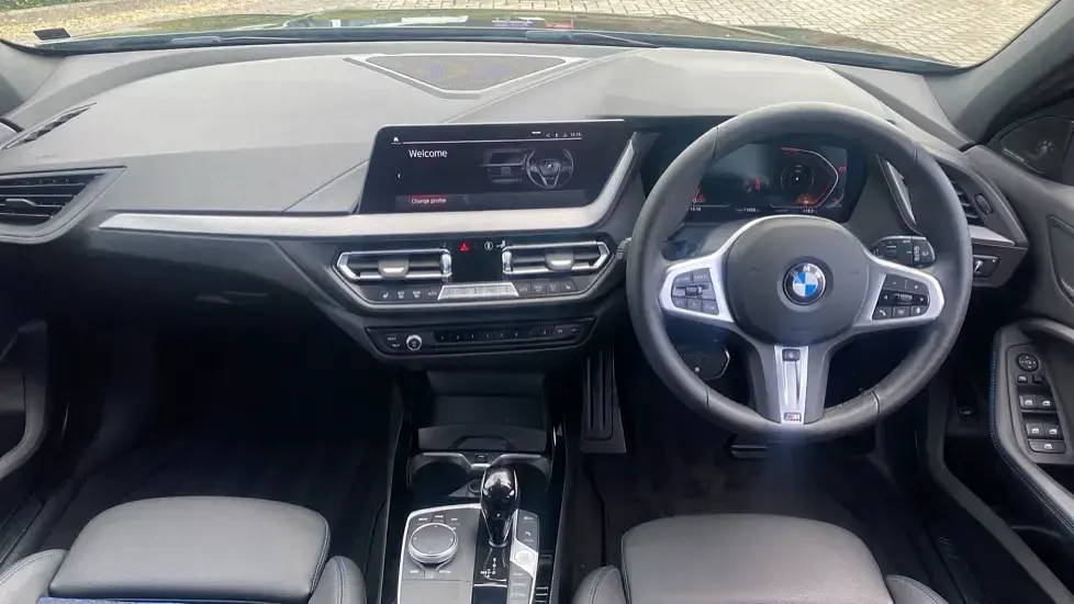 Used BMW 118 M Sport 134 HP (98 kW) 2024 Black Hatchback