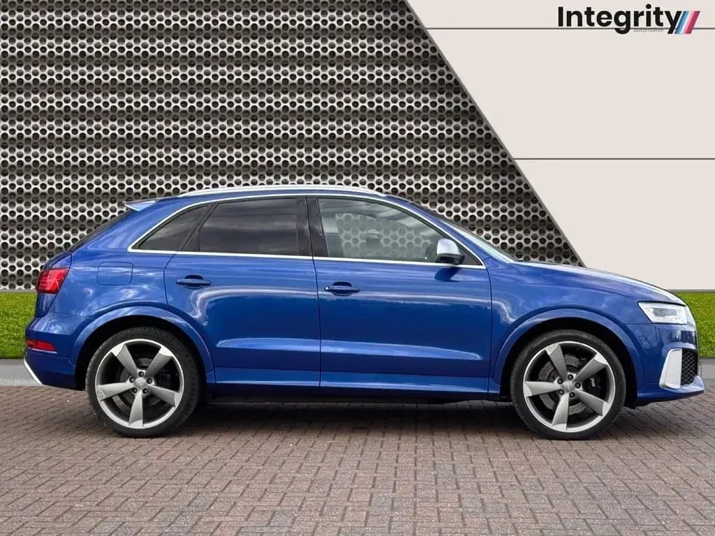 Begagnad Audi RS Q3 Advanced 340 HK (250 kW) 2015 Blå SUV