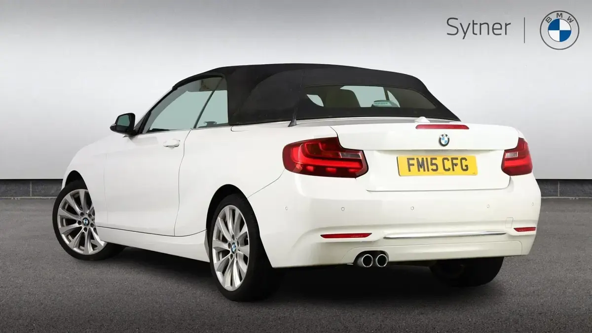 Used BMW 220 Luxury Line 187 HP (137 kW) 2015 White Cabriolet
