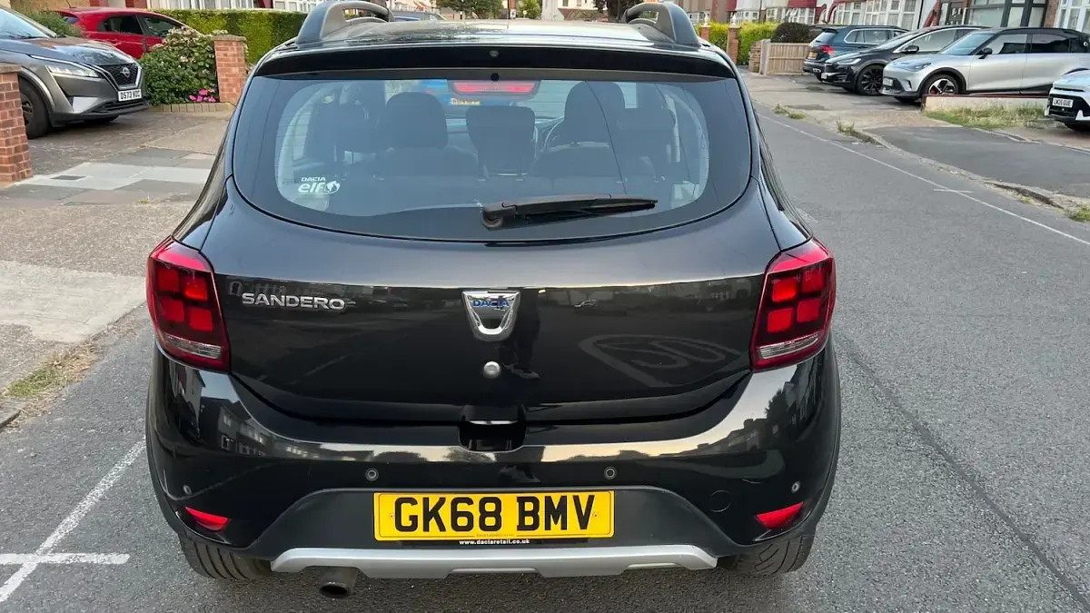Used Dacia Sandero Comfort 90 HP (66 kW) 2018 Black Hatchback