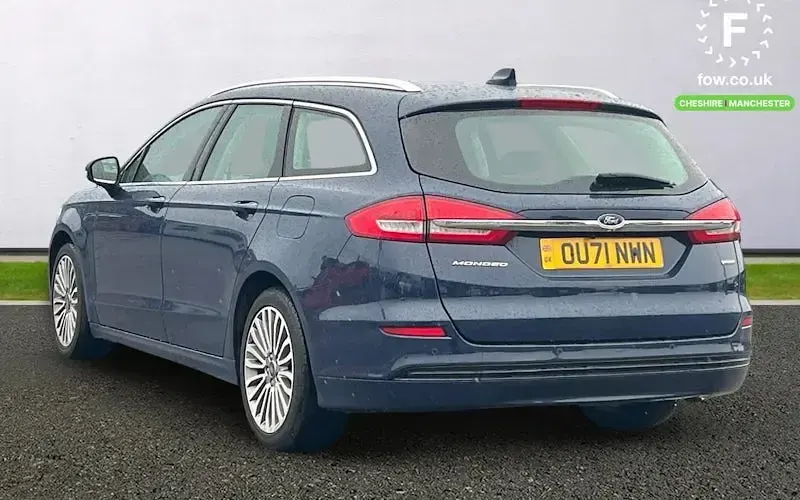 Used Ford Mondeo Titanium 188 HP (138 kW) 2021 Blue Estate