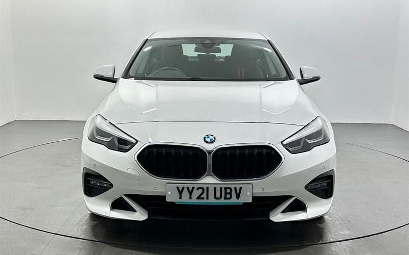 Used BMW 220 Sport Line 190 HP (139 kW) 2021 White Coupe