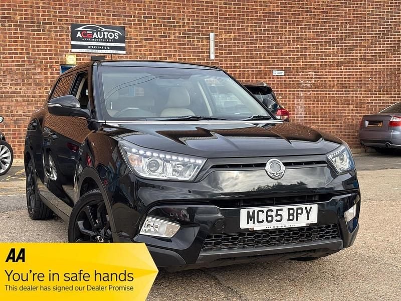 Black Used 2016 Ssangyong / KGM Tivoli Hatchback | £6,250 - Image 1/4