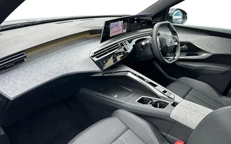 Used Peugeot 3008 GTi 136 HP (100 kW) 2025 Grey SUV