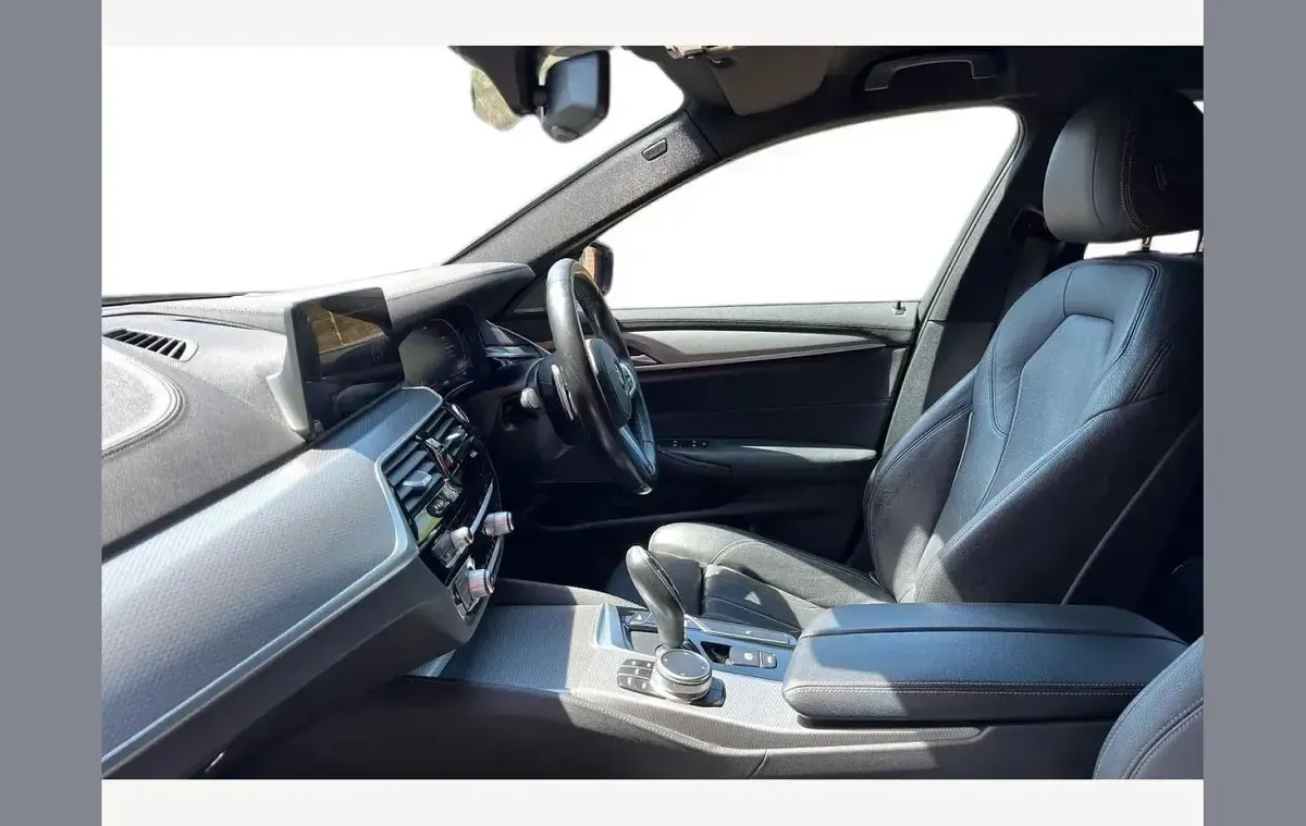 Used BMW 530 M Sport 265 HP (194 kW) 2019 Sophisto grey xirallic Estate