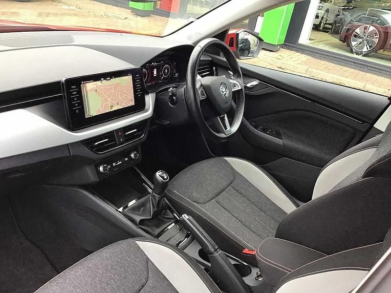 Used Skoda Kamiq SE L 85 HP (62 kW) 2020 Corrida red SUV