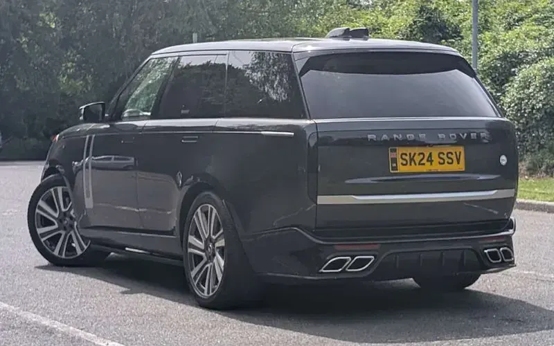 Used Land Rover Range Rover 615 HP (452 kW) 2024 Grey SUV