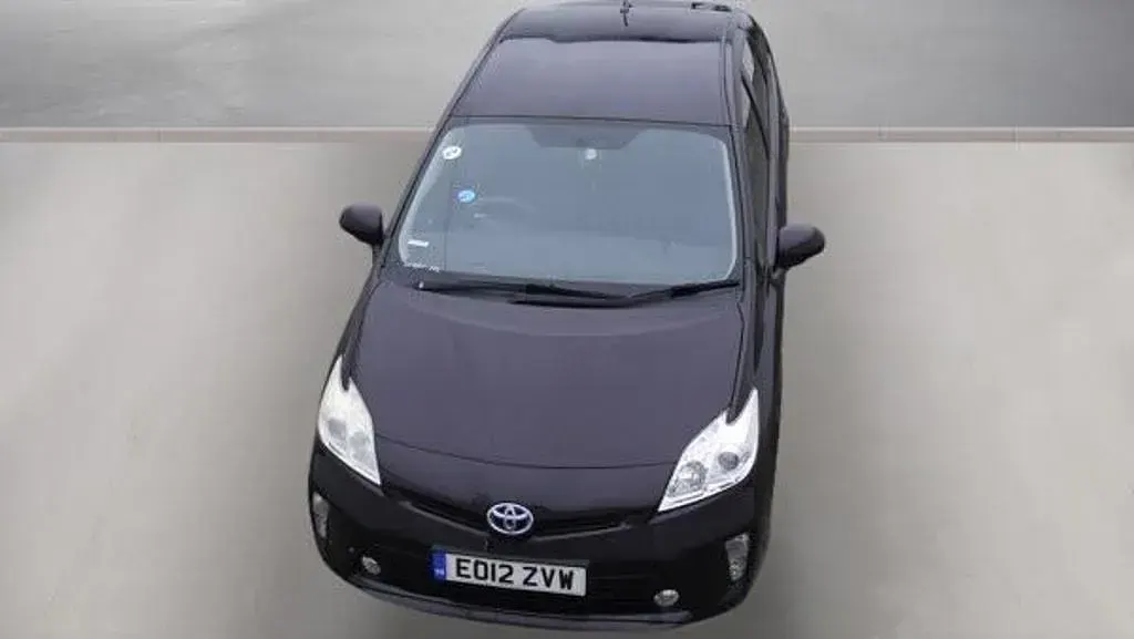 Used Toyota Prius T3 2012 Red Hatchback