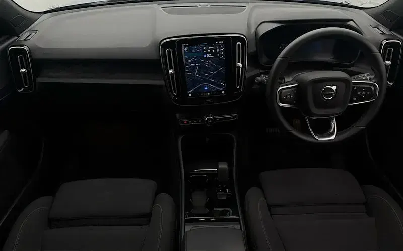 Used Volvo XC40 Plus 169 kW (231 HP) 2023 Grey SUV