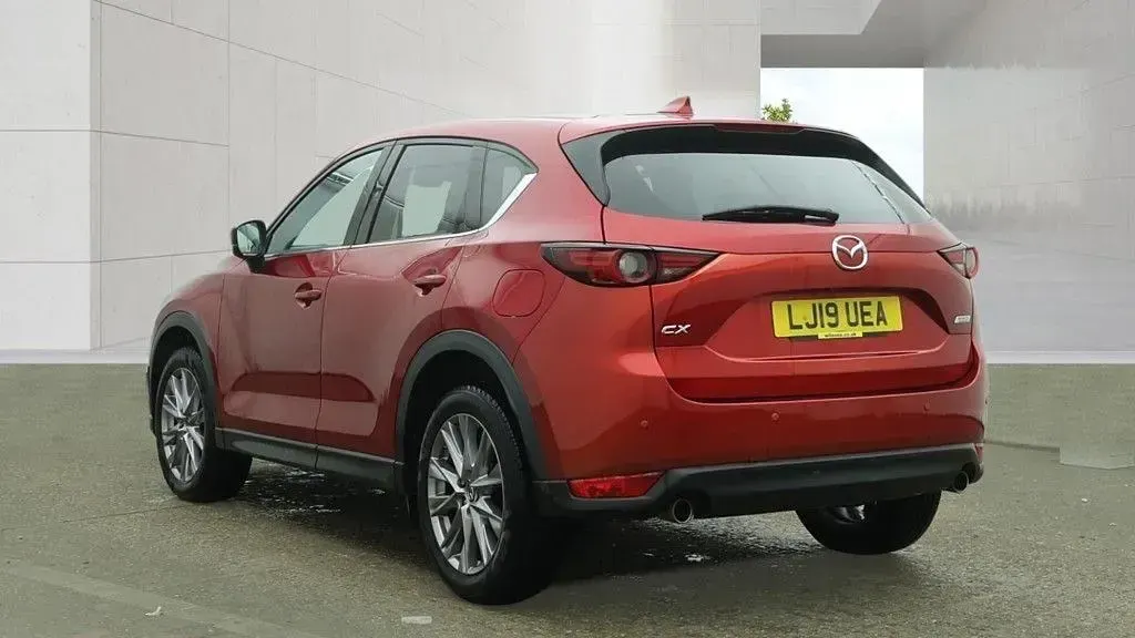 Używany Mazda CX-5 Inclusive 165 KM (121 kW) 2019 Czerwony SUV