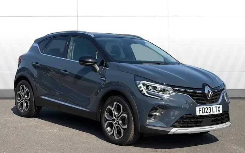 Usado Renault Captur Techno 143 HP (105 kW) 2023 SUV