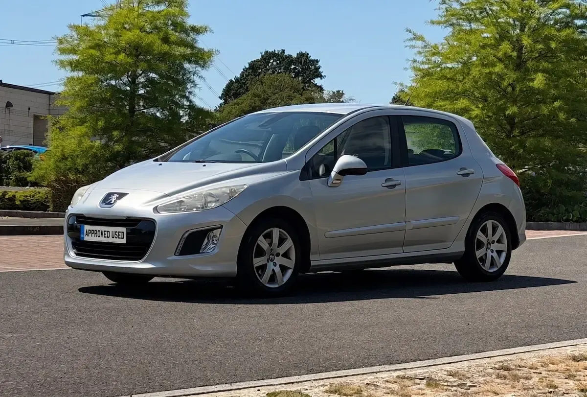 Used Peugeot 308 Active 2013 Silver Hatchback