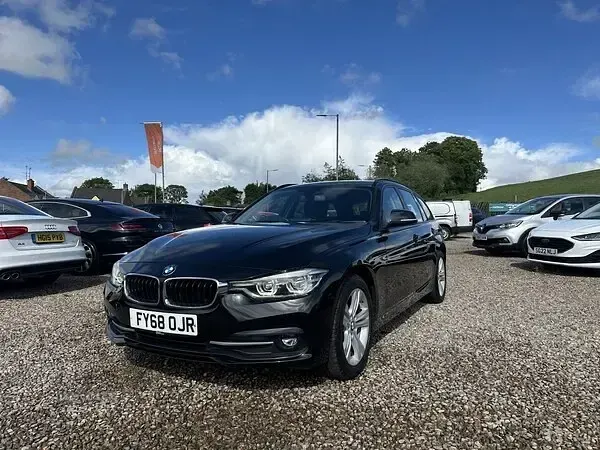Used BMW 318 Sport Line 150 HP (110 kW) 2018 Black Estate
