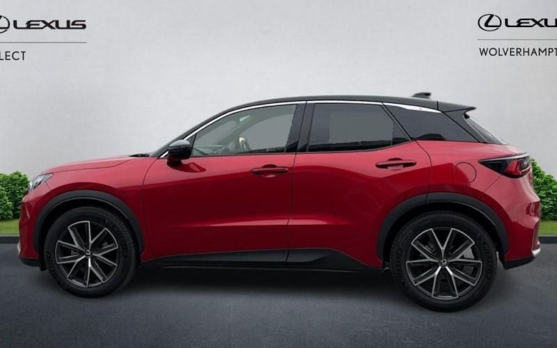 Used Lexus LBX 136 HP (100 kW) 2026 SUV