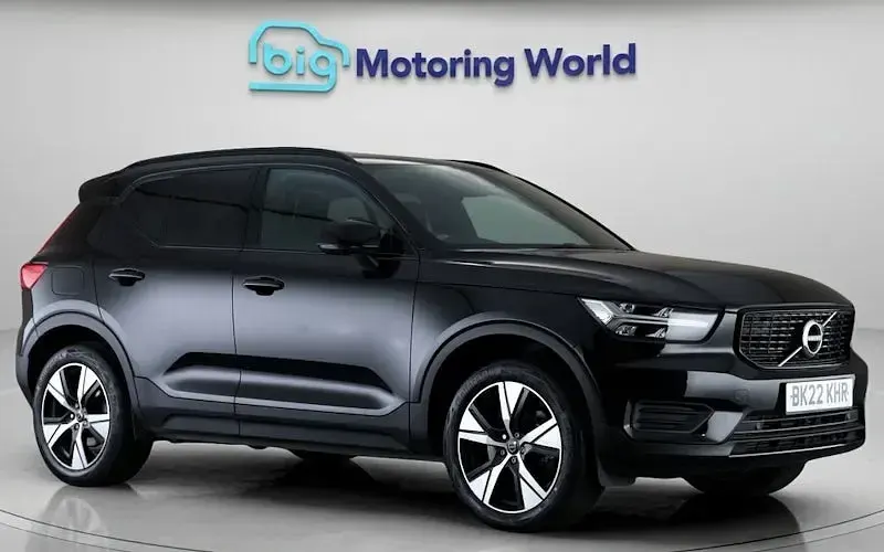 Used Volvo XC40 R-Design 211 HP (155 kW) 2021 SUV