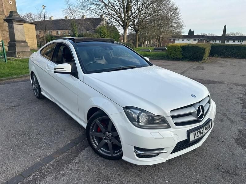 Used Mercedes C220 Sport Edition 170 HP (125 kW) 2014 White Coupe