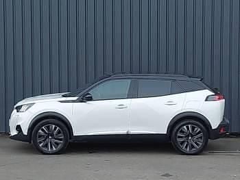 Used Peugeot e-2008 Premium 100 kW (136 HP) 2023 White SUV
