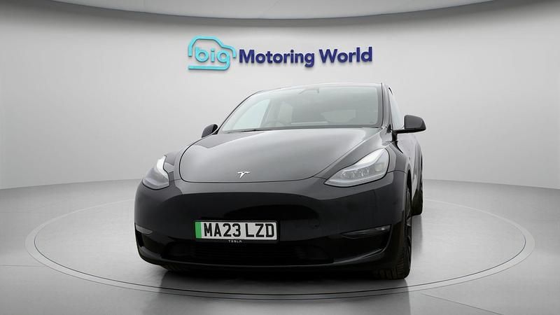 Used Tesla Model Y Long Range AWD 378 kW (514 HP) 2023 Black SUV