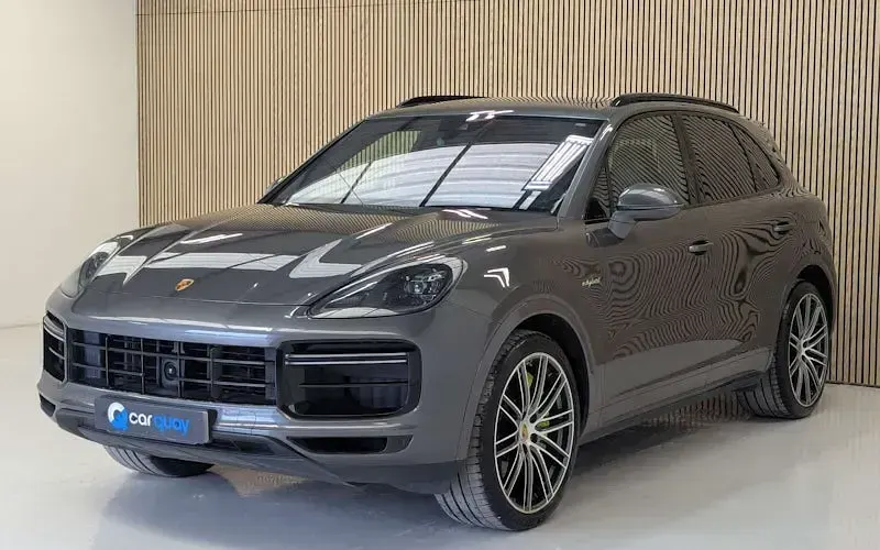 Used Porsche Cayenne Turbo S E-Hybrid 680 HP (500 kW) 2022 SUV