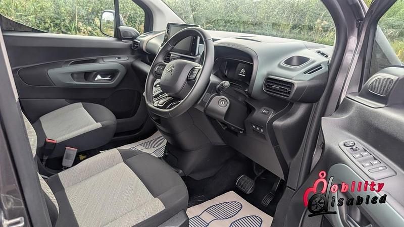 Used Citroën e-Berlingo 100 kW (136 HP) 2024 MPV